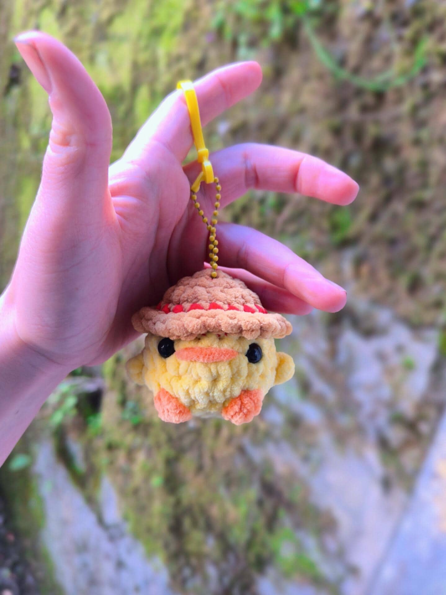 Porte clé poussin chapeau luffy