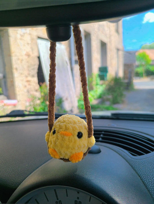 Decoration poussin pour retroviseur voiture