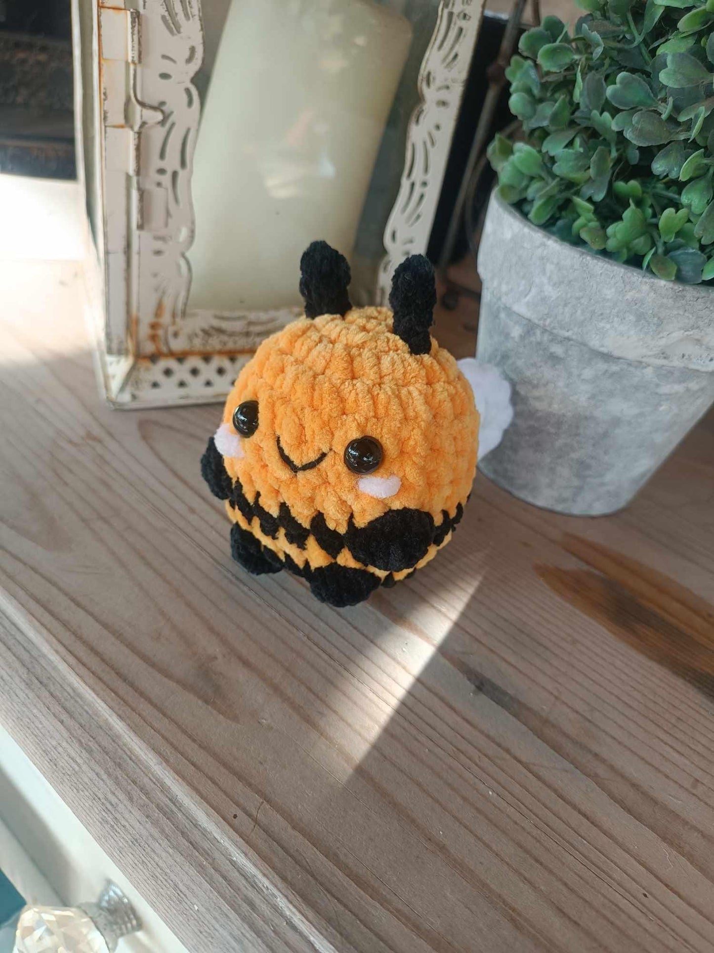 Peluche abeille