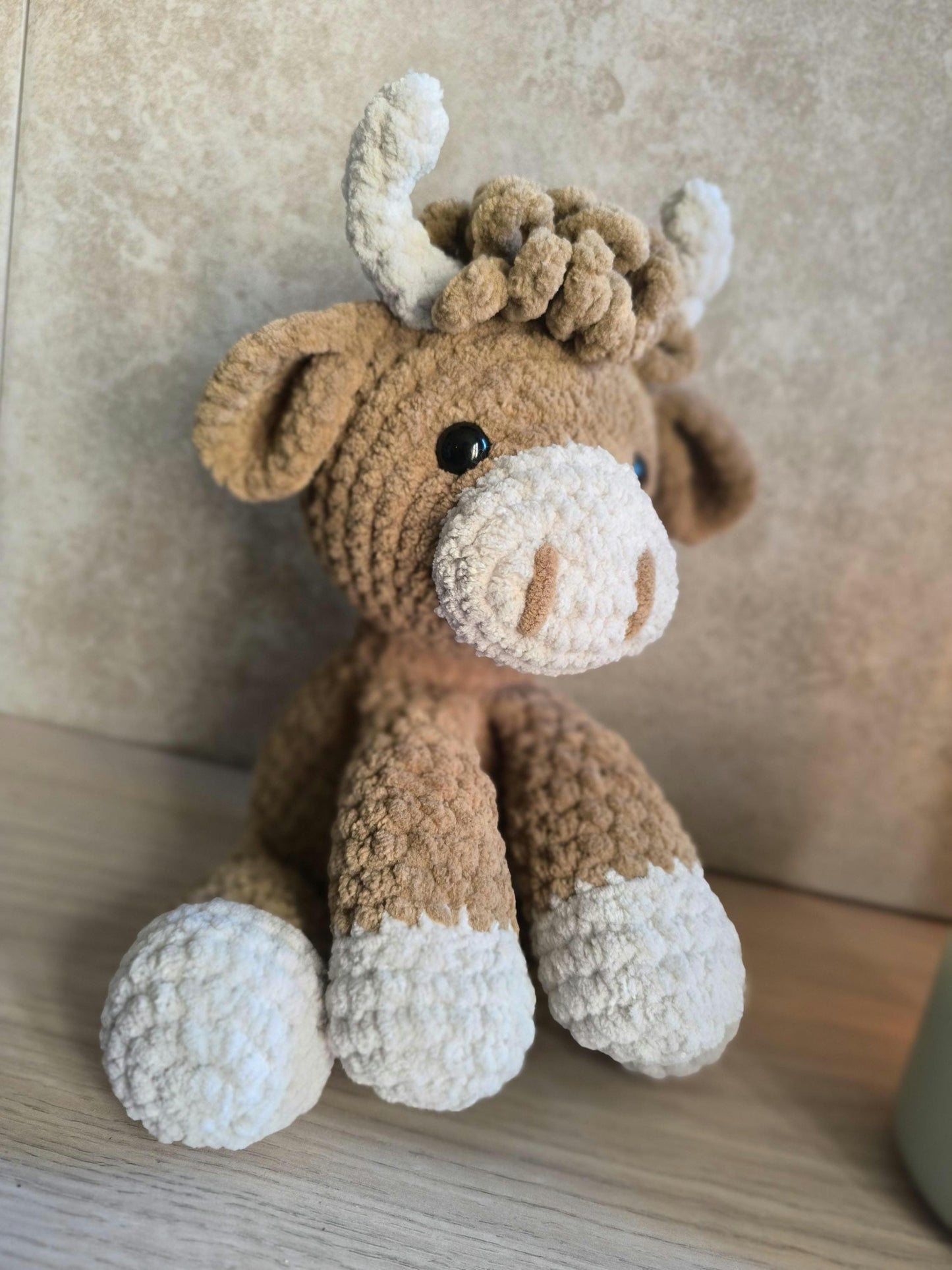 Highland cow crochet plushie amigurumi stuffed scottish highland animal