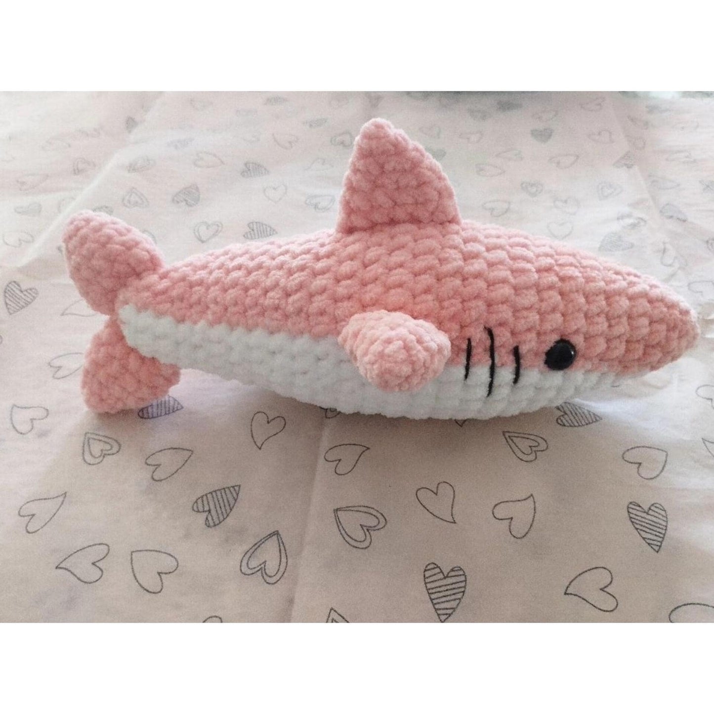 Peluche Requin au Crochet – Amigurumi de 23 cm